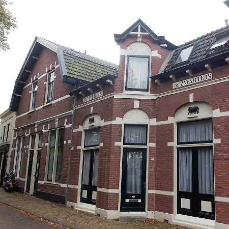 De Zwarte Os Vakantiehuis